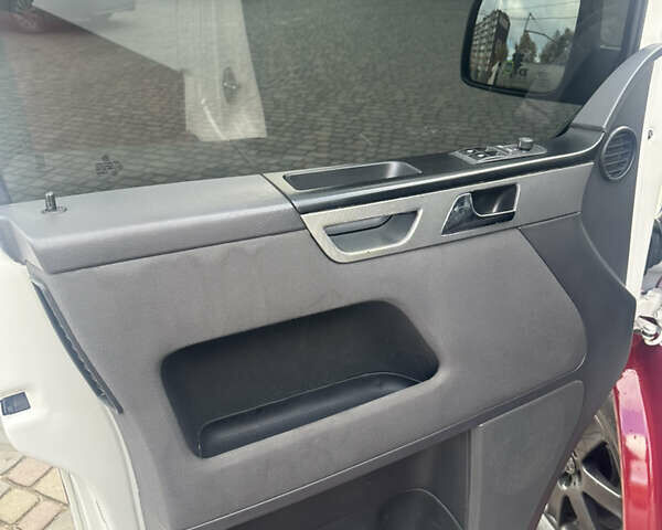 Білий Фольксваген Transporter, об'ємом двигуна 2 л та пробігом 280 тис. км за 10777 $, фото 12 на Automoto.ua