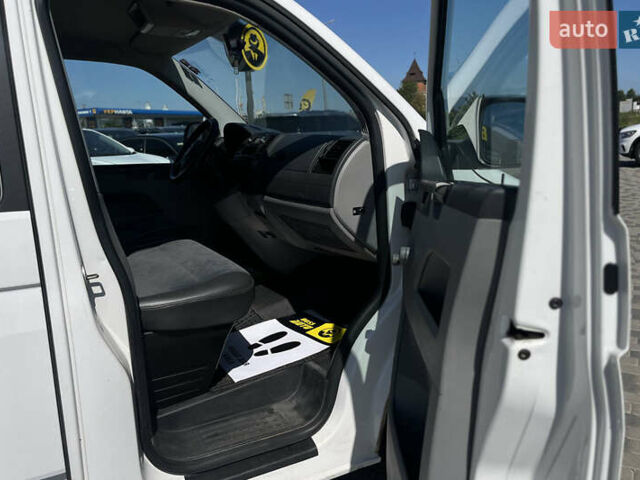 Белый Фольксваген Transporter, объемом двигателя 1.97 л и пробегом 364 тыс. км за 11800 $, фото 8 на Automoto.ua