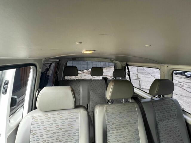 Белый Фольксваген Transporter, объемом двигателя 2 л и пробегом 265 тыс. км за 13500 $, фото 12 на Automoto.ua