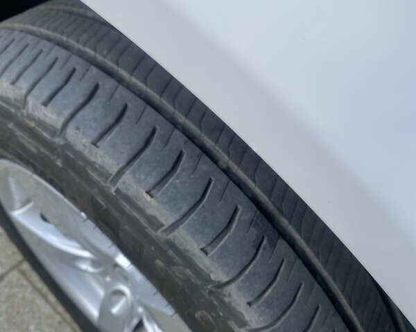 Білий Фольксваген Transporter, об'ємом двигуна 2 л та пробігом 467 тис. км за 14800 $, фото 10 на Automoto.ua