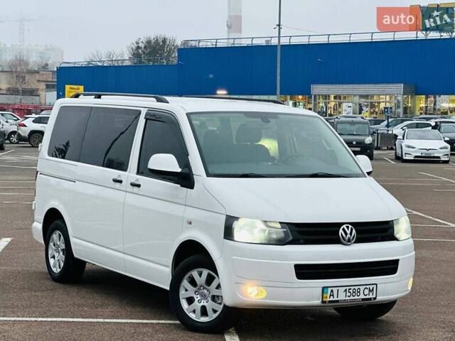 Белый Фольксваген Transporter, объемом двигателя 2 л и пробегом 190 тыс. км за 13999 $, фото 1 на Automoto.ua