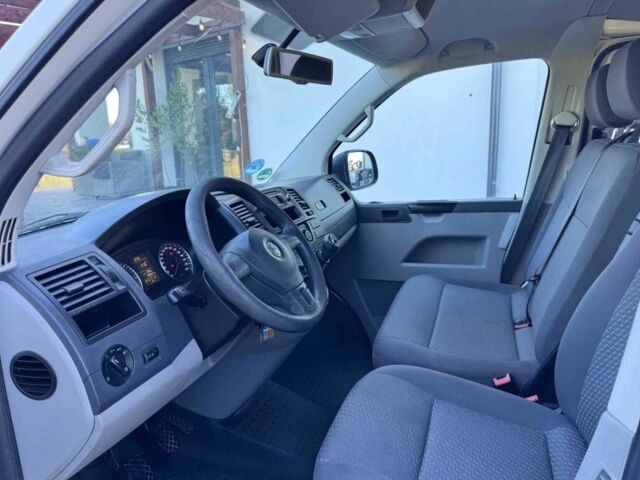 Белый Фольксваген Transporter, объемом двигателя 2 л и пробегом 243 тыс. км за 7200 $, фото 14 на Automoto.ua