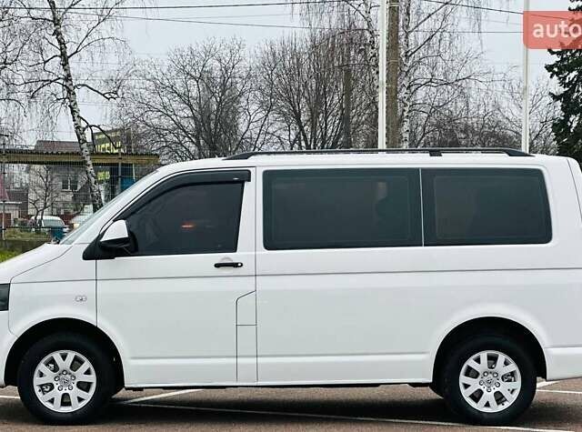Белый Фольксваген Transporter, объемом двигателя 2 л и пробегом 190 тыс. км за 13999 $, фото 25 на Automoto.ua