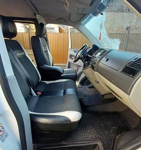 Білий Фольксваген Transporter, об'ємом двигуна 1.97 л та пробігом 397 тис. км за 10500 $, фото 8 на Automoto.ua