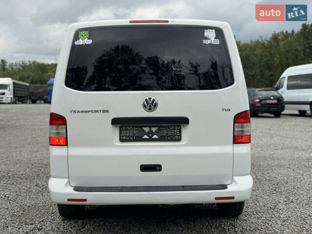 Білий Фольксваген Transporter, об'ємом двигуна 2 л та пробігом 414 тис. км за 10700 $, фото 5 на Automoto.ua