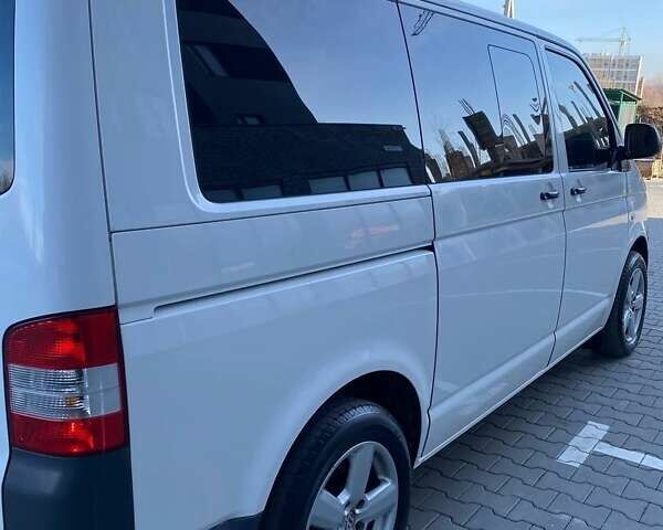 Белый Фольксваген Transporter, объемом двигателя 1.97 л и пробегом 265 тыс. км за 12300 $, фото 6 на Automoto.ua