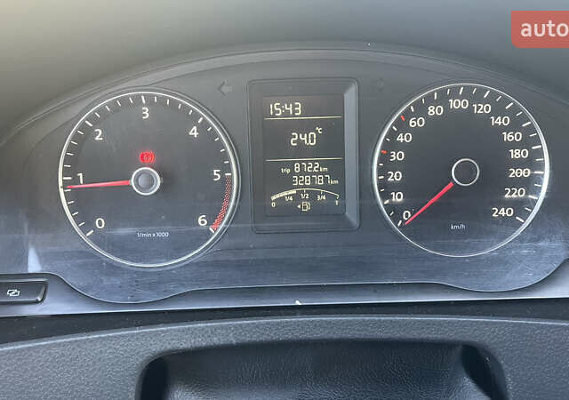 Белый Фольксваген Transporter, объемом двигателя 1.97 л и пробегом 329 тыс. км за 12500 $, фото 19 на Automoto.ua