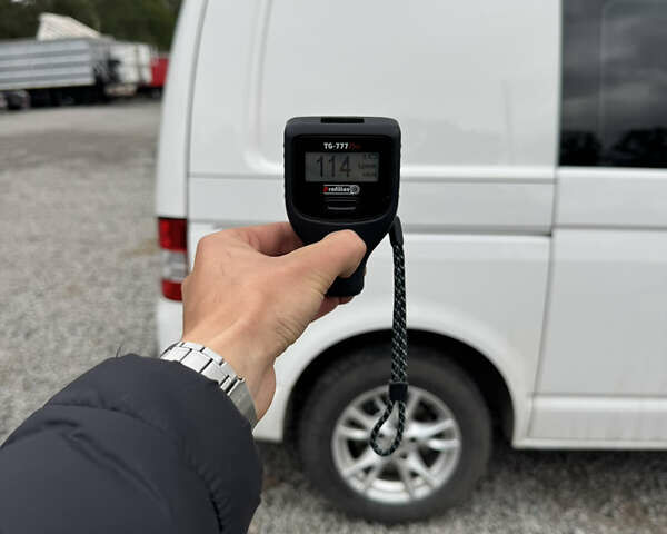 Білий Фольксваген Transporter, об'ємом двигуна 2 л та пробігом 414 тис. км за 10700 $, фото 18 на Automoto.ua