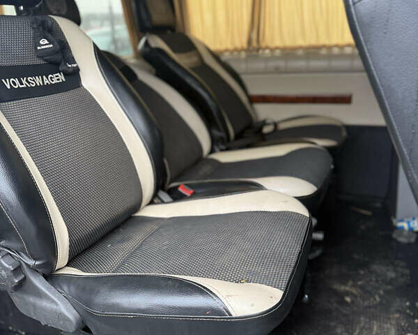 Белый Фольксваген Transporter, объемом двигателя 2 л и пробегом 415 тыс. км за 9800 $, фото 11 на Automoto.ua