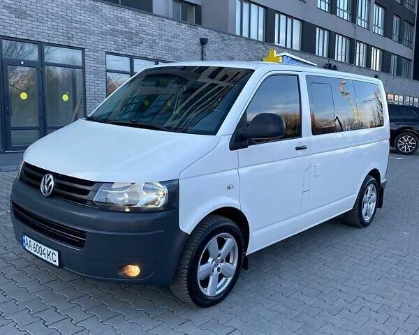Белый Фольксваген Transporter, объемом двигателя 1.97 л и пробегом 265 тыс. км за 12300 $, фото 12 на Automoto.ua
