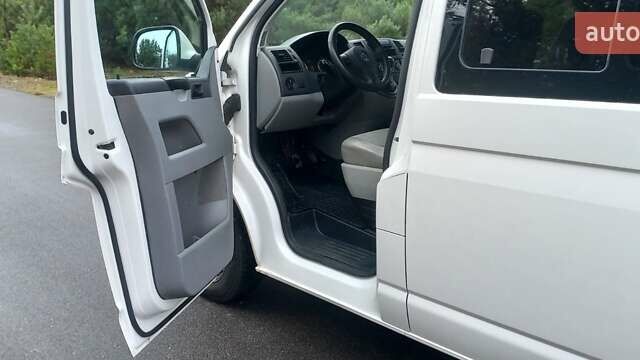 Білий Фольксваген Transporter, об'ємом двигуна 2 л та пробігом 320 тис. км за 12900 $, фото 9 на Automoto.ua