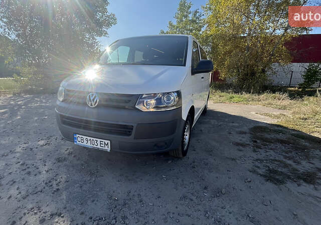 Белый Фольксваген Transporter, объемом двигателя 1.97 л и пробегом 329 тыс. км за 14000 $, фото 1 на Automoto.ua