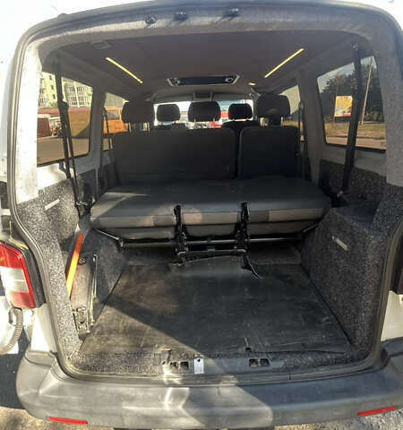 Белый Фольксваген Transporter, объемом двигателя 1.97 л и пробегом 329 тыс. км за 12500 $, фото 17 на Automoto.ua