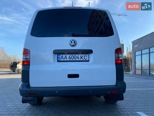 Белый Фольксваген Transporter, объемом двигателя 1.97 л и пробегом 265 тыс. км за 12300 $, фото 10 на Automoto.ua