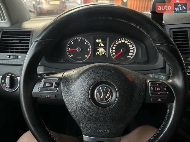 Белый Фольксваген Transporter, объемом двигателя 1.97 л и пробегом 280 тыс. км за 13900 $, фото 2 на Automoto.ua