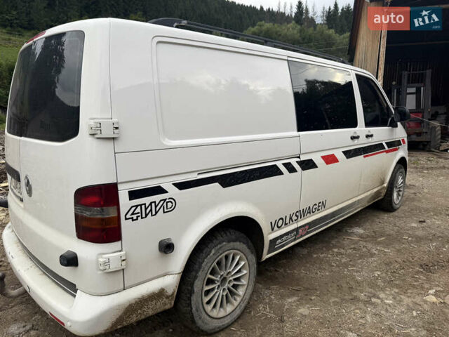 Белый Фольксваген Transporter, объемом двигателя 1.97 л и пробегом 514 тыс. км за 15000 $, фото 1 на Automoto.ua