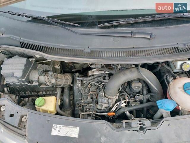 Белый Фольксваген Transporter, объемом двигателя 2 л и пробегом 276 тыс. км за 13440 $, фото 3 на Automoto.ua