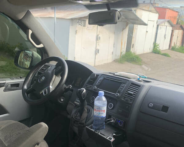Білий Фольксваген Transporter, об'ємом двигуна 2 л та пробігом 390 тис. км за 17500 $, фото 2 на Automoto.ua
