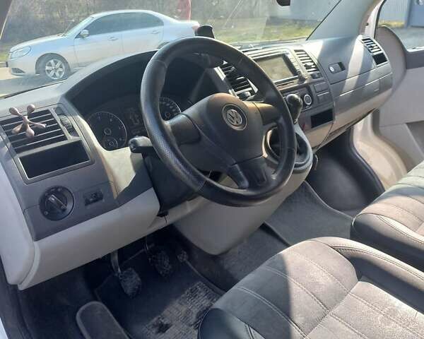 Белый Фольксваген Transporter, объемом двигателя 1.97 л и пробегом 235 тыс. км за 13800 $, фото 17 на Automoto.ua