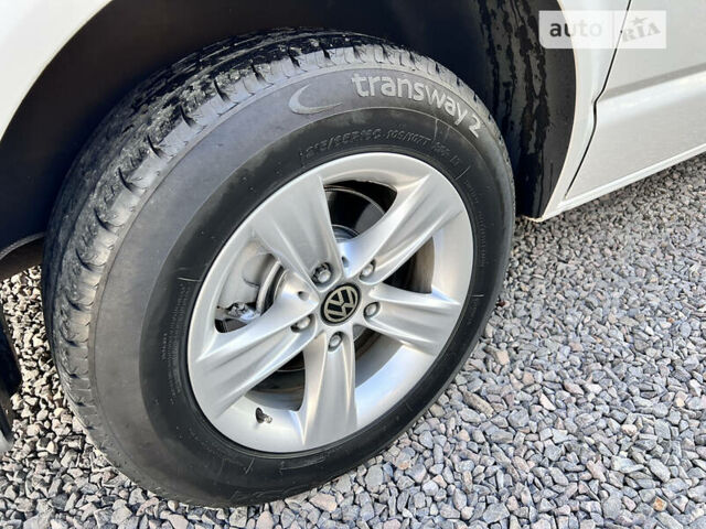 Білий Фольксваген Transporter, об'ємом двигуна 2 л та пробігом 290 тис. км за 14200 $, фото 8 на Automoto.ua