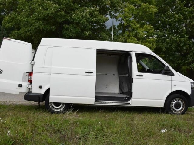 Білий Фольксваген Transporter, об'ємом двигуна 2 л та пробігом 176 тис. км за 7200 $, фото 4 на Automoto.ua