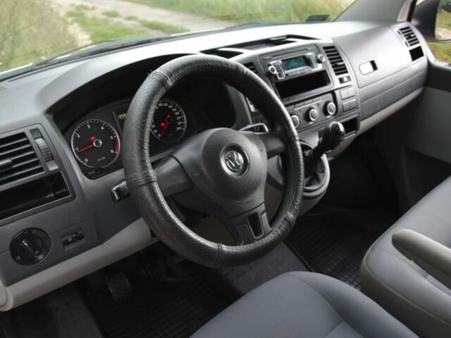 Білий Фольксваген Transporter, об'ємом двигуна 2 л та пробігом 176 тис. км за 7200 $, фото 11 на Automoto.ua