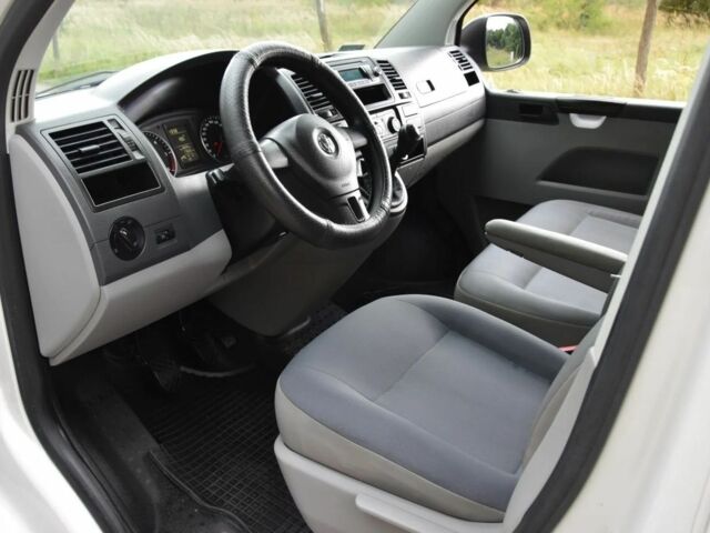 Білий Фольксваген Transporter, об'ємом двигуна 2 л та пробігом 176 тис. км за 7200 $, фото 22 на Automoto.ua