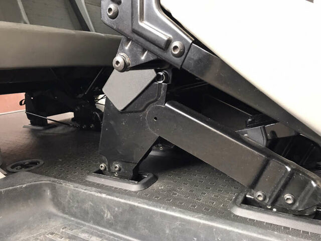 Білий Фольксваген Transporter, об'ємом двигуна 2 л та пробігом 282 тис. км за 15000 $, фото 7 на Automoto.ua