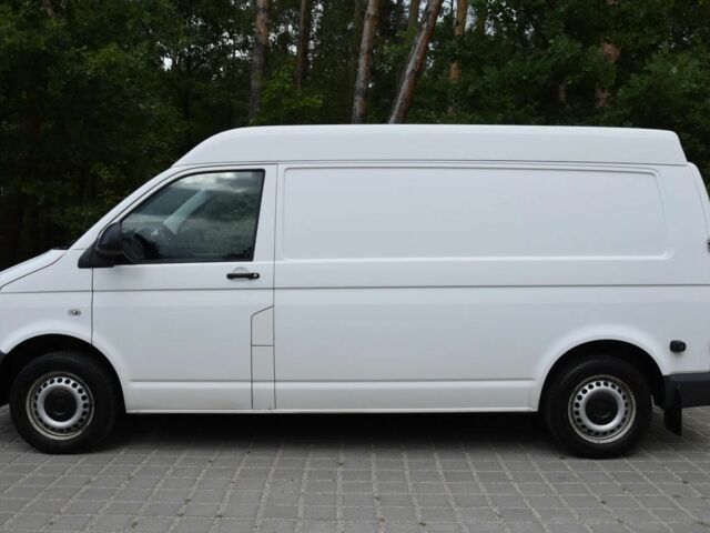 Білий Фольксваген Transporter, об'ємом двигуна 2 л та пробігом 176 тис. км за 7200 $, фото 3 на Automoto.ua
