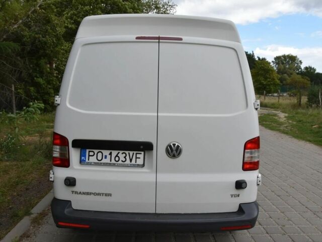 Білий Фольксваген Transporter, об'ємом двигуна 2 л та пробігом 176 тис. км за 7200 $, фото 6 на Automoto.ua