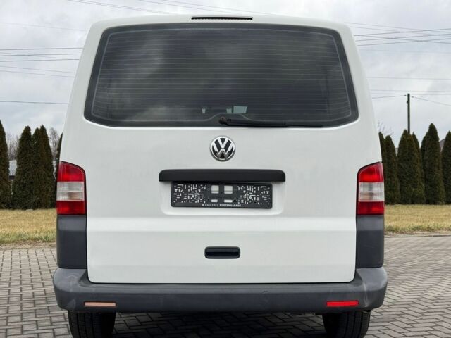 Білий Фольксваген Transporter, об'ємом двигуна 2 л та пробігом 227 тис. км за 9300 $, фото 10 на Automoto.ua