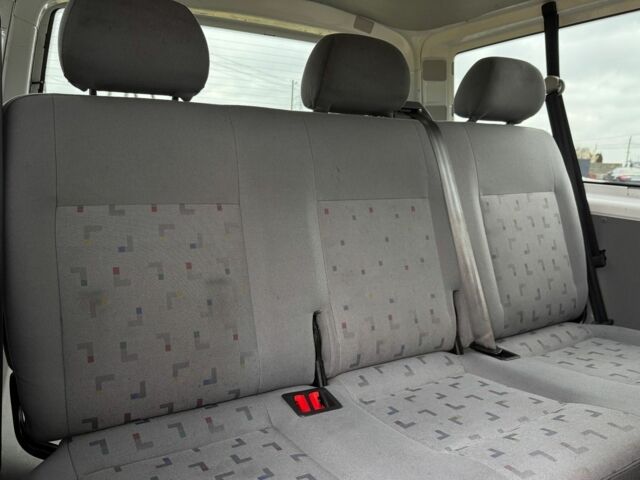 Білий Фольксваген Transporter, об'ємом двигуна 2 л та пробігом 227 тис. км за 9300 $, фото 21 на Automoto.ua