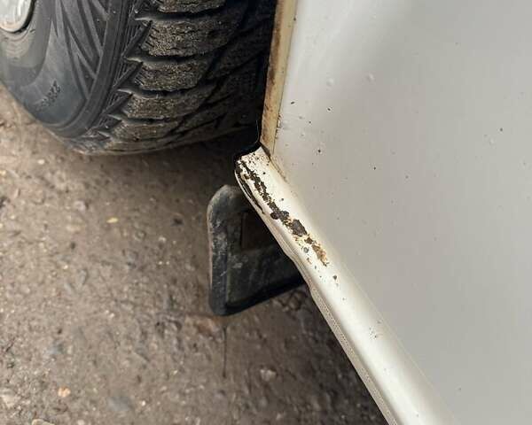 Белый Фольксваген Transporter, объемом двигателя 2 л и пробегом 290 тыс. км за 13500 $, фото 23 на Automoto.ua