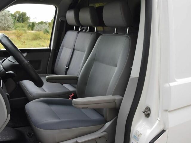 Білий Фольксваген Transporter, об'ємом двигуна 2 л та пробігом 176 тис. км за 7200 $, фото 20 на Automoto.ua