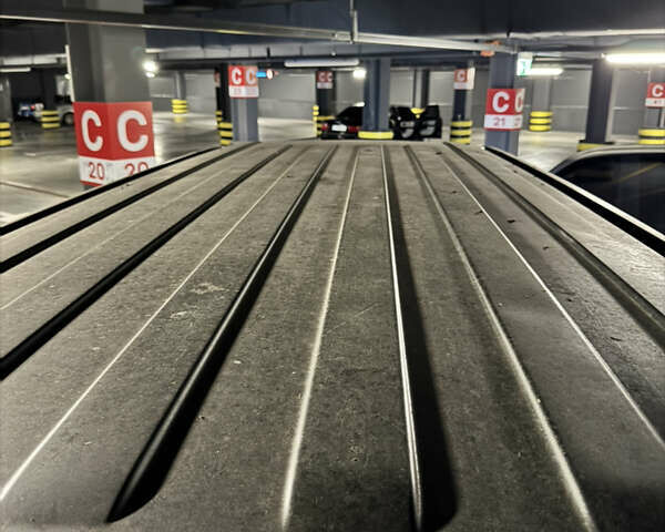 Білий Фольксваген Transporter, об'ємом двигуна 2 л та пробігом 390 тис. км за 12600 $, фото 7 на Automoto.ua