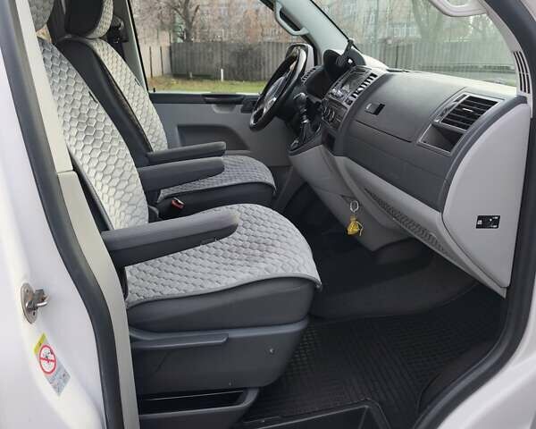 Белый Фольксваген Transporter, объемом двигателя 2 л и пробегом 440 тыс. км за 16500 $, фото 22 на Automoto.ua