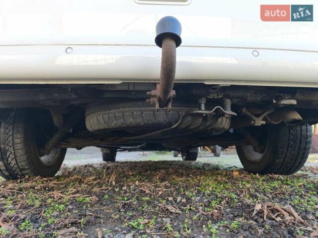 Белый Фольксваген Transporter, объемом двигателя 2 л и пробегом 440 тыс. км за 16500 $, фото 36 на Automoto.ua