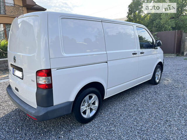 Білий Фольксваген Transporter, об'ємом двигуна 2 л та пробігом 290 тис. км за 14200 $, фото 7 на Automoto.ua