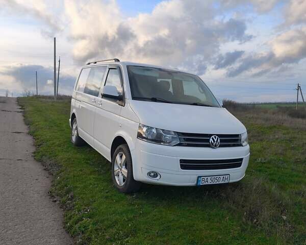 Белый Фольксваген Transporter, объемом двигателя 2 л и пробегом 440 тыс. км за 16500 $, фото 1 на Automoto.ua