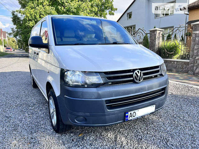 Білий Фольксваген Transporter, об'ємом двигуна 2 л та пробігом 290 тис. км за 14200 $, фото 5 на Automoto.ua