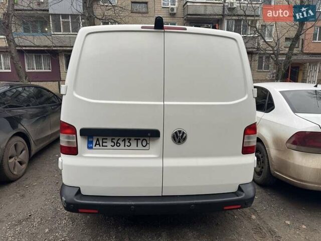Белый Фольксваген Transporter, объемом двигателя 2 л и пробегом 290 тыс. км за 13500 $, фото 7 на Automoto.ua