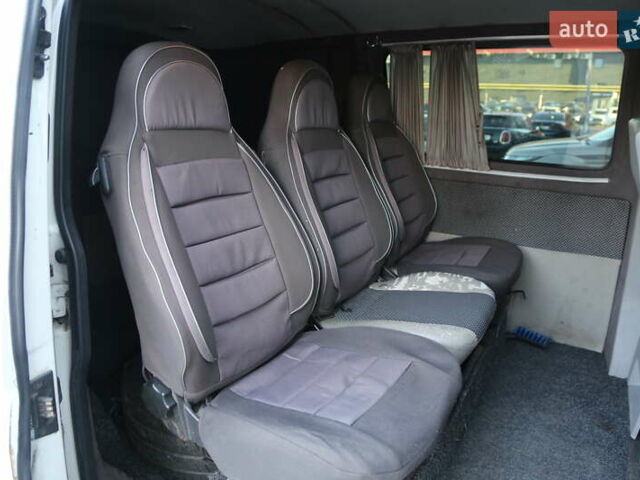 Білий Фольксваген Transporter, об'ємом двигуна 2 л та пробігом 457 тис. км за 10500 $, фото 7 на Automoto.ua