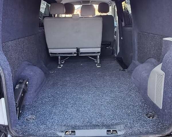 Білий Фольксваген Transporter, об'ємом двигуна 2 л та пробігом 188 тис. км за 14900 $, фото 12 на Automoto.ua