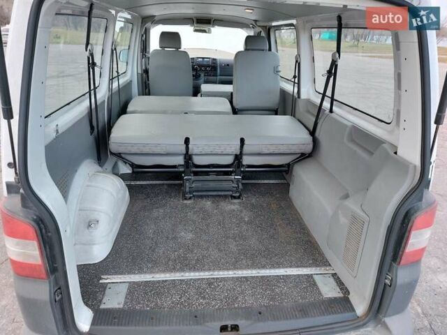 Белый Фольксваген Transporter, объемом двигателя 2 л и пробегом 276 тыс. км за 13440 $, фото 9 на Automoto.ua