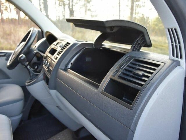 Білий Фольксваген Transporter, об'ємом двигуна 2 л та пробігом 176 тис. км за 7900 $, фото 17 на Automoto.ua