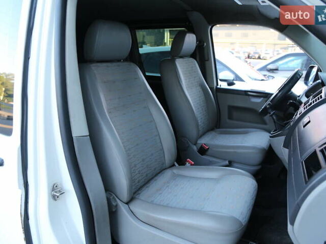 Білий Фольксваген Transporter, об'ємом двигуна 2 л та пробігом 457 тис. км за 10500 $, фото 8 на Automoto.ua