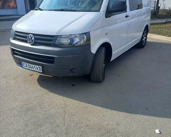 Белый Фольксваген Transporter, объемом двигателя 1.97 л и пробегом 235 тыс. км за 13800 $, фото 9 на Automoto.ua