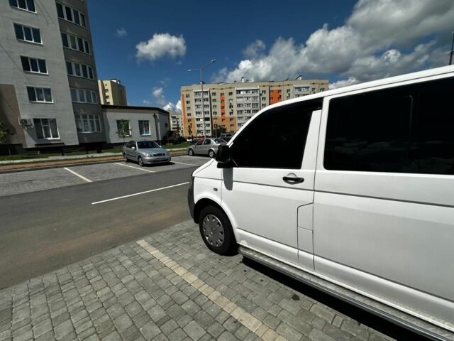 Білий Фольксваген Transporter, об'ємом двигуна 2 л та пробігом 290 тис. км за 15000 $, фото 6 на Automoto.ua