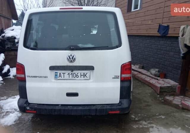 Белый Фольксваген Transporter, объемом двигателя 2 л и пробегом 206 тыс. км за 22000 $, фото 3 на Automoto.ua