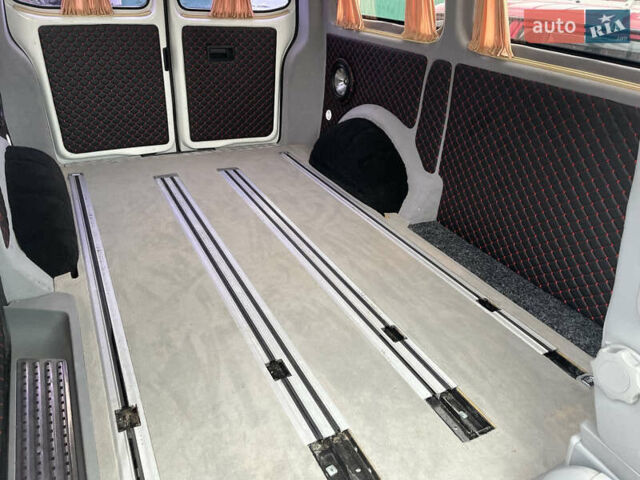 Белый Фольксваген Transporter, объемом двигателя 1.97 л и пробегом 255 тыс. км за 17000 $, фото 19 на Automoto.ua